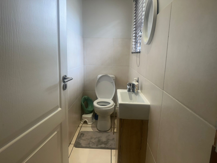 To Let 4 Bedroom Property for Rent in Boschdal North West